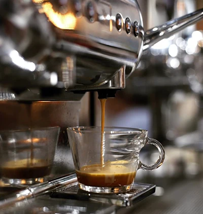 fotografía de barista